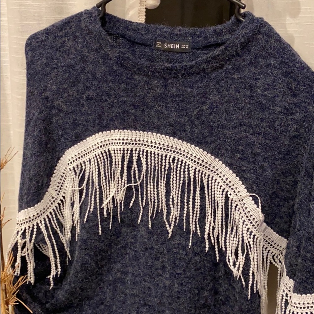 • Boho • Nagy & White Fringe Long Sleeve Top • - Picture 2 of 5